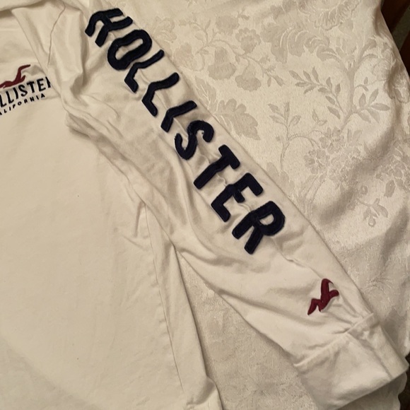 Hollister long Sleeve Tee Size XS - Picture 3 of 6